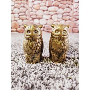 Set of 2 Brass Owls marked Hong Kong